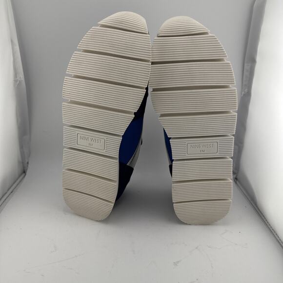 Nine West Welldone Sneakers Womens 5 M Blue Suede Silver Leather Stretchy NWB - Picture 7 of 9